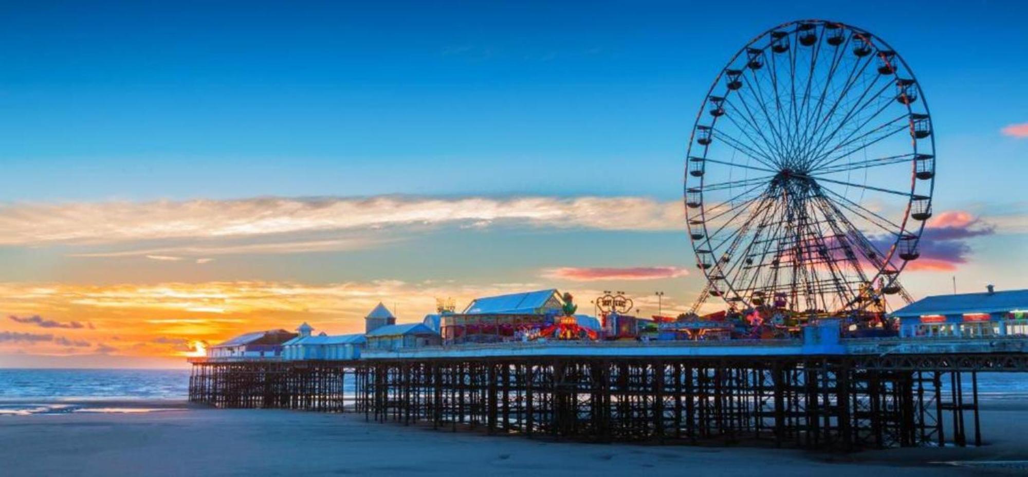 Oyo Wave Crest Hotel Blackpool Exteriör bild