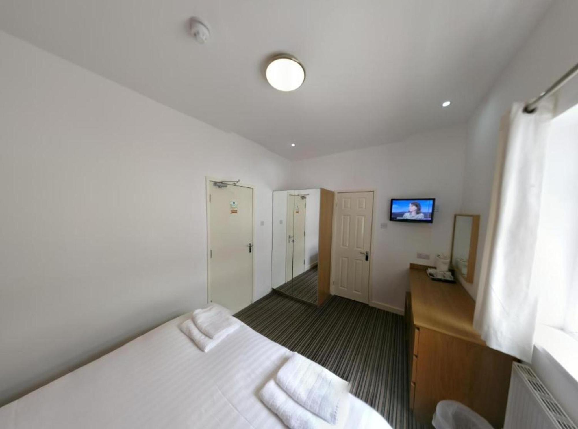 Oyo Wave Crest Hotel Blackpool Exteriör bild