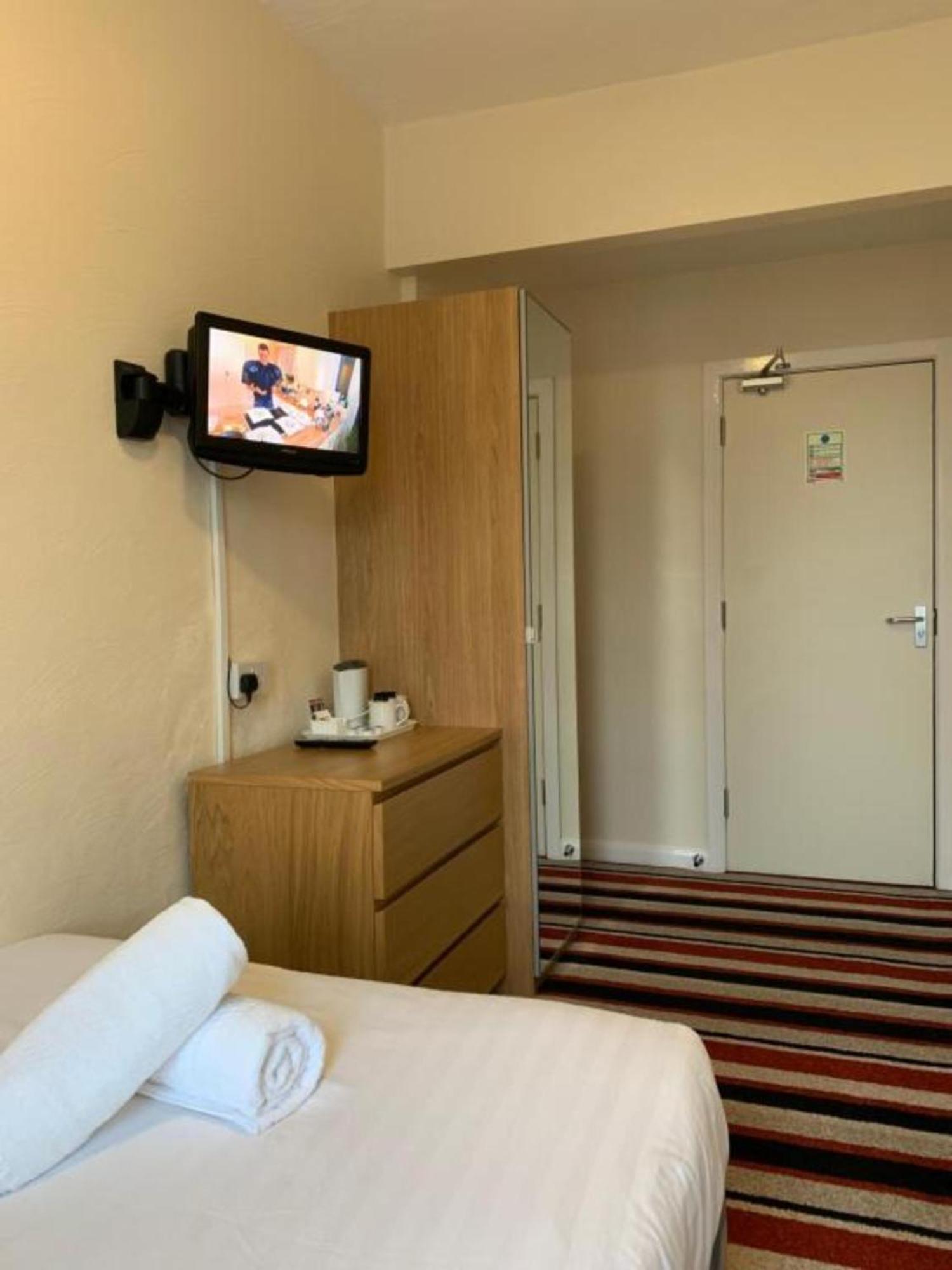 Oyo Wave Crest Hotel Blackpool Exteriör bild