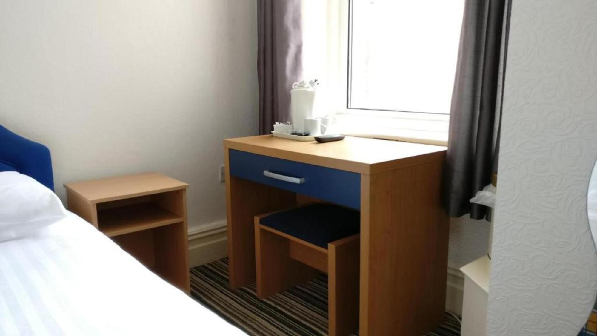 Oyo Wave Crest Hotel Blackpool Exteriör bild